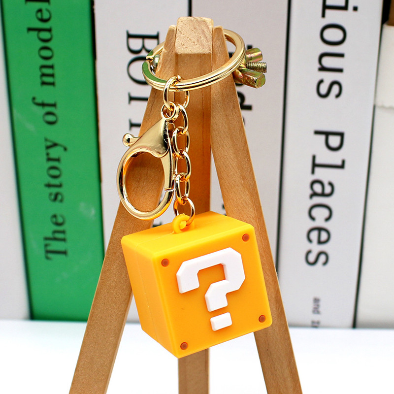 Creative Simulation Question M - Gaming Console Keychain recension och pris